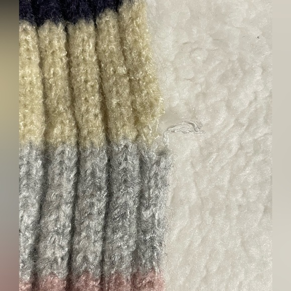 Multicolored Winter Scarf - Picture 3 of 3